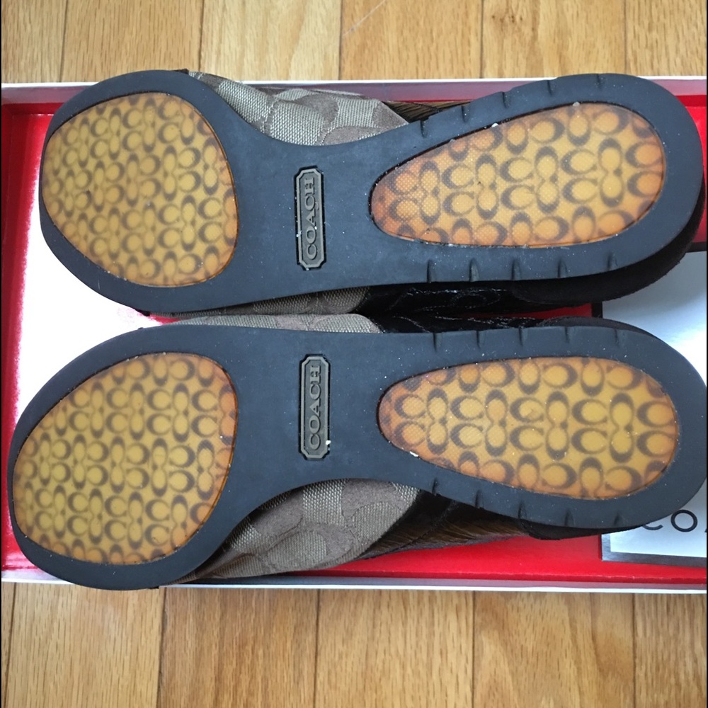 Coach Logo Signature 8.5 Kaki/ Brown Sneakers - Picture 3 of 5